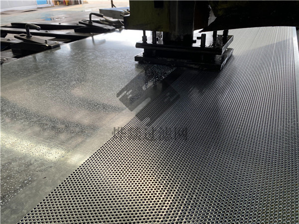 冲孔网生产设备